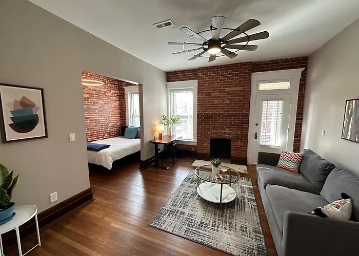 Apartment Big Brick 2 Bedroom In Victorian Village Columbus